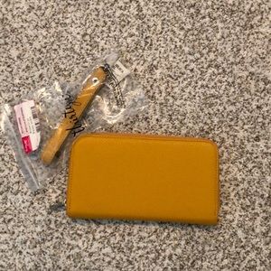 Thirty-One wallet and strap